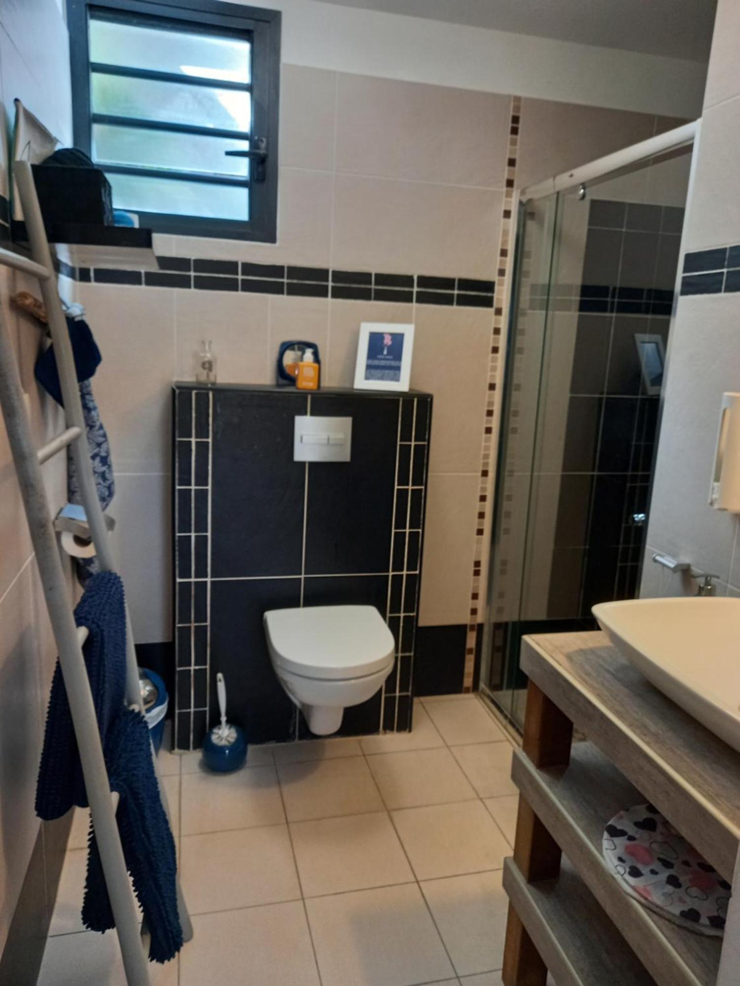 Suite Indigo Jacuzzi Prive Piscine Vue Mer Acces Cuisine Laverie Saint Pierre Exterior foto